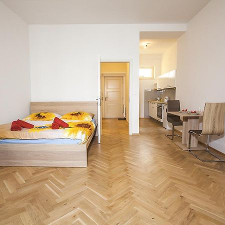 Beautiful Central Apartment Thamova Praha Eksteriør bilde