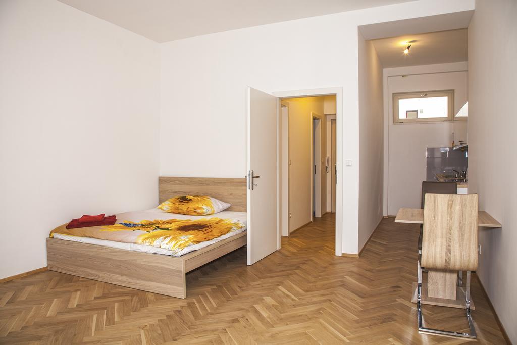 Beautiful Central Apartment Thamova Praha Eksteriør bilde